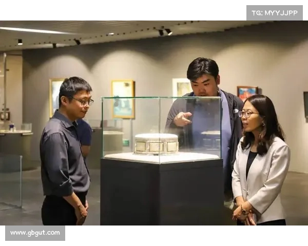萨马兰奇向杭州亚运会博物馆捐赠历史性展品 深化奥运文化交流(萨马兰奇在哪里宣布北京申奥成功) 萨马兰奇向杭州亚运会博物馆捐赠历史性展品 深化奥运文化交流(萨马兰奇在哪里宣布北京申奥成功)